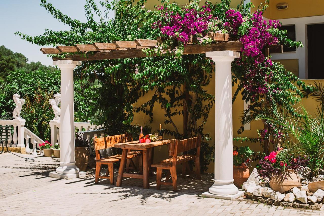Avra Sea View Paradise Pool Apartments Moraitika Exterior foto